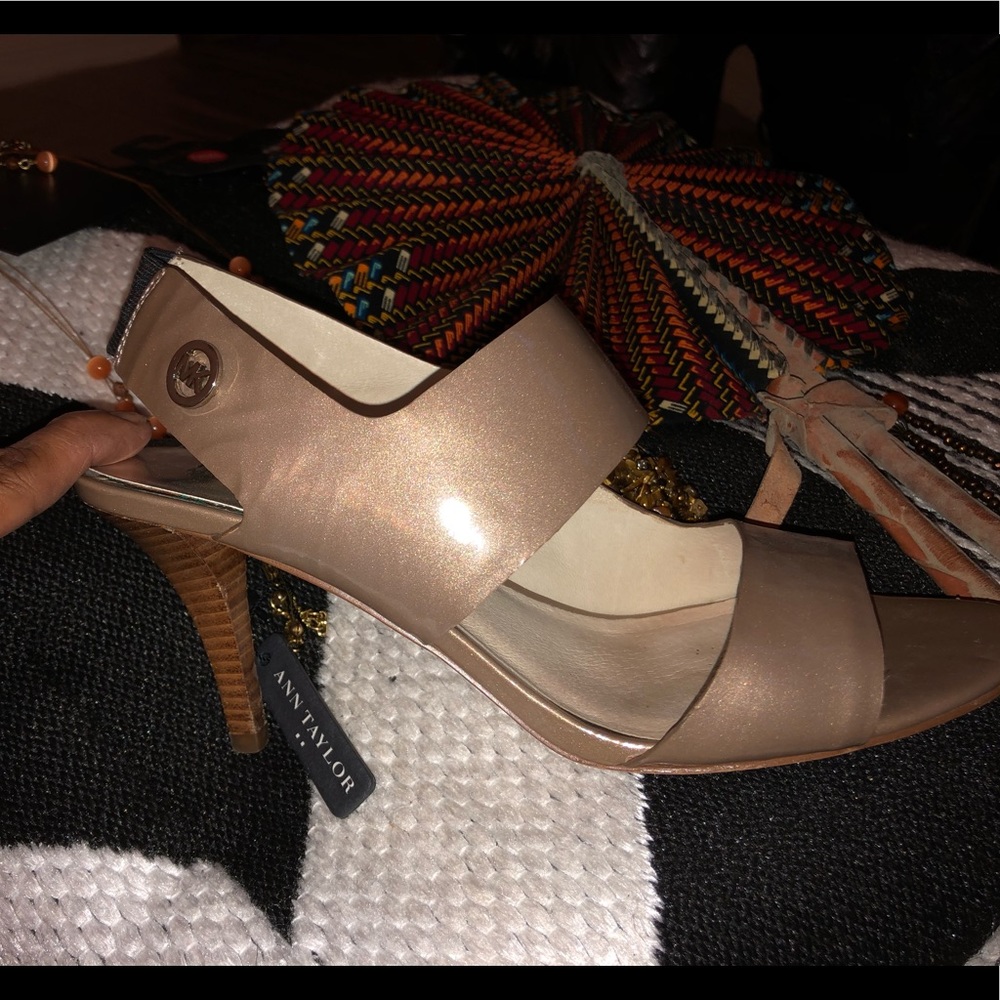 Metallic Tan - Picture 2 of 5